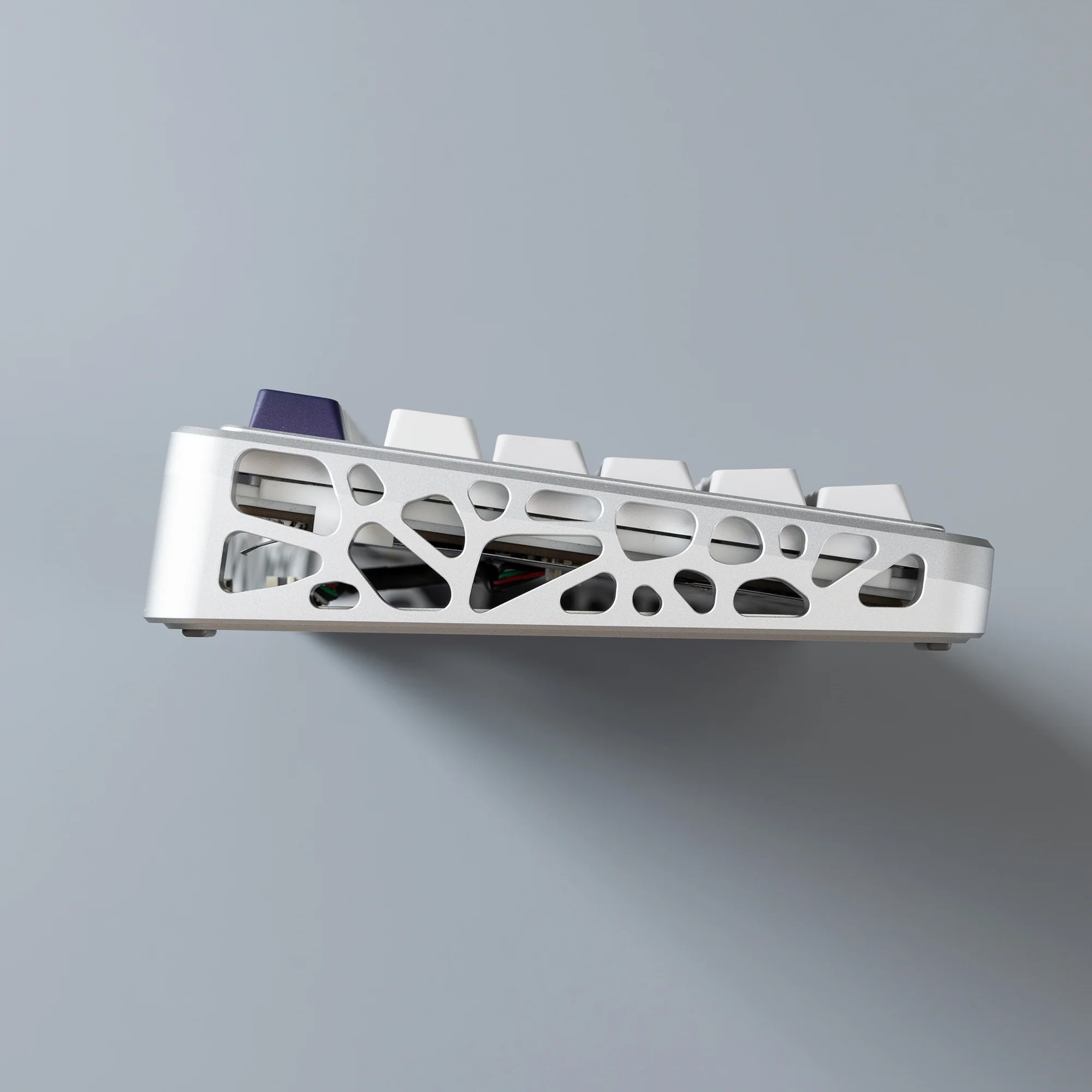 Ready To Use Holy80 Hotswap version with Lucy R2 keycaps